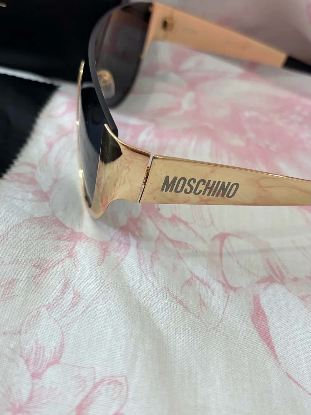 Moschino Women's Shield Sunglasses in Black and Gold